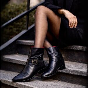 Yves Saint Laurent YSL Paris Tom Ford Era Leather Strap Ankle Boots Sz 9 🧡